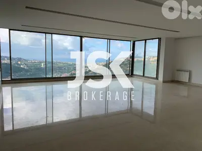 L14292 - Spacious Apartment With Great View for Sale In Monteverde