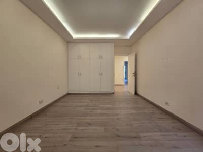 RA26-4741 Apartment  250m² for Rent in Hamra  Bliss area