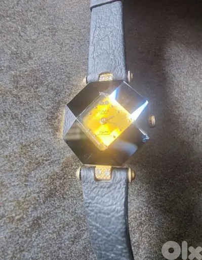 Omax watch vintage