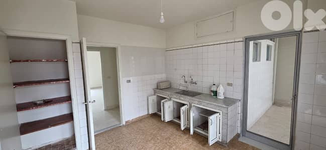 Apartment for rent In Jdeideh شقة للإيجار في الجديدة