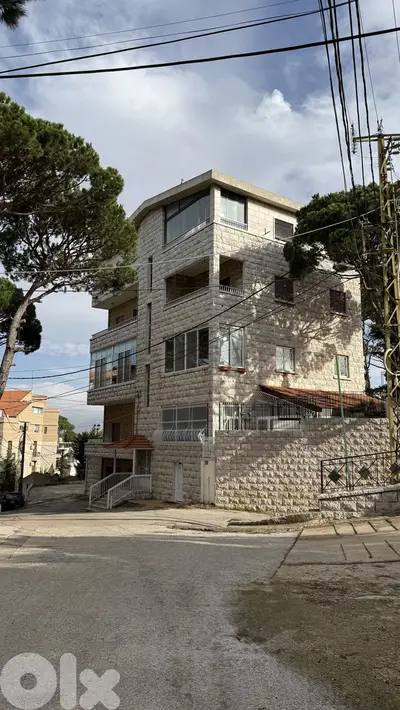 200 SQM Apratment in Baabdat - Prime location