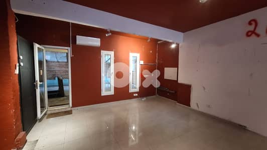 Shop for Rent – Achrafieh Tabaris محل للإيجار – الأشرفية طباريس