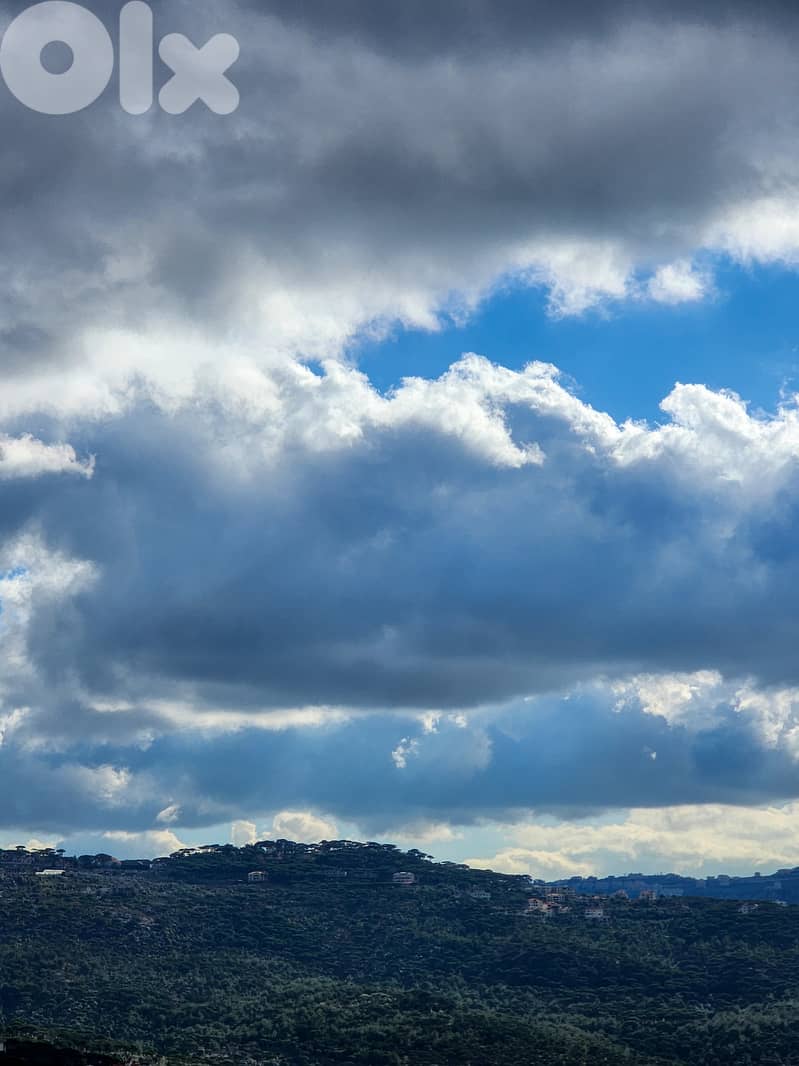 990 QM Land in Oyoun Broumana , Metn overlooking the Mountains 0