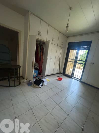 Spacious 300 sqm Apartment with Huge Private Terrace for Sale in Aley