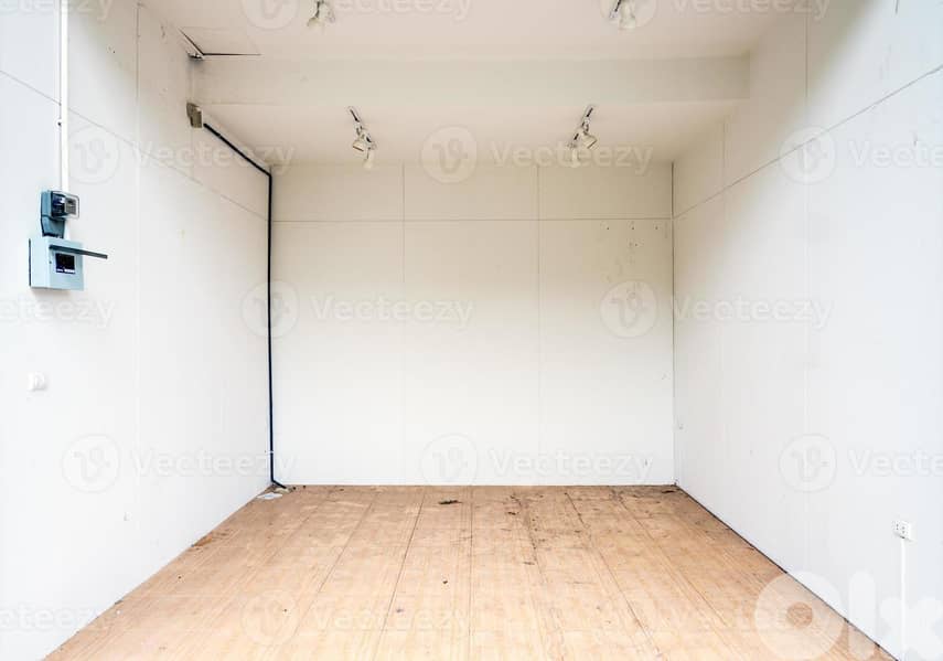 SHOP FOR RENT IN JEDDAYEL PRIME,1 MIN FROM HIGHWAY ,(JBR-270) 0