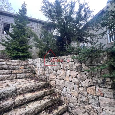House with land for sale in Ehmej بيت للبيع في أهمج مع أرض