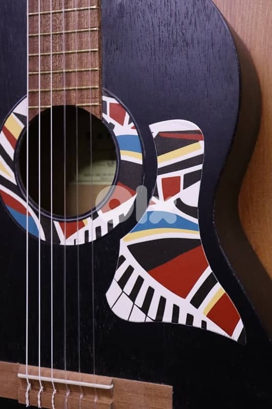 guitar special غيتار مميز 4