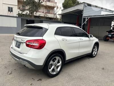 Mercedes-Benz GLA-Class 2018 4matic clean Carfax
