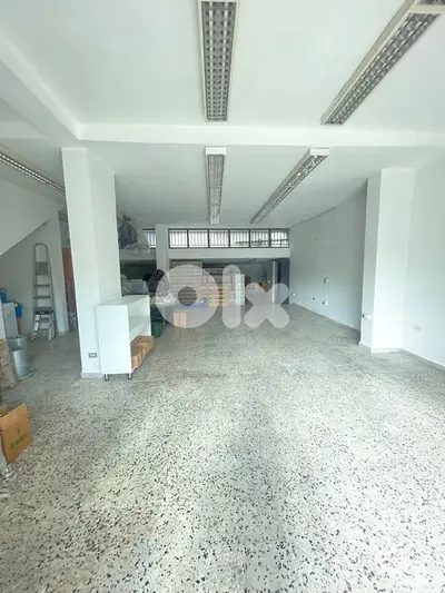 Showroom & Office for Sale in Dekwaneh.