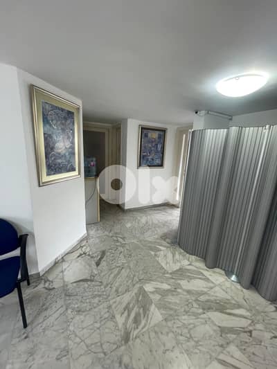 Showroom & Office for Sale in Dekwaneh.