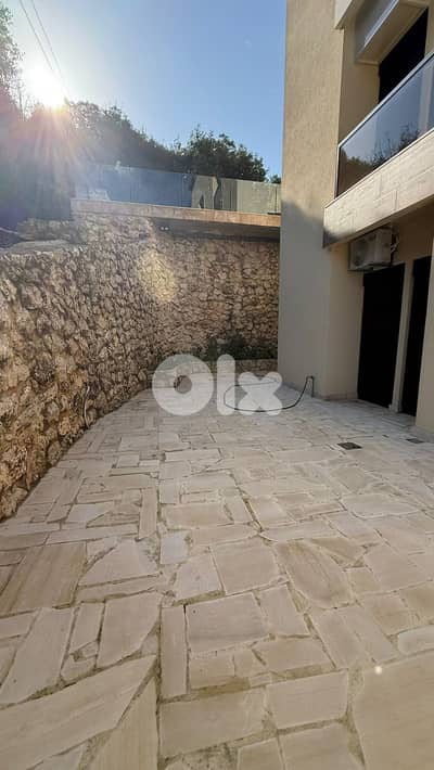 GMB200SA Apartment for sale in Batroun - شقة للبيع في البترون