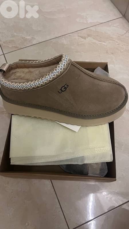 UGG AUSTRALIAN 0