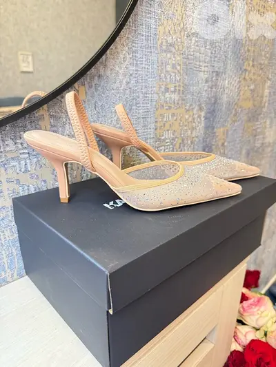 Transparent rhinestone pointed toe shoe size 40 new