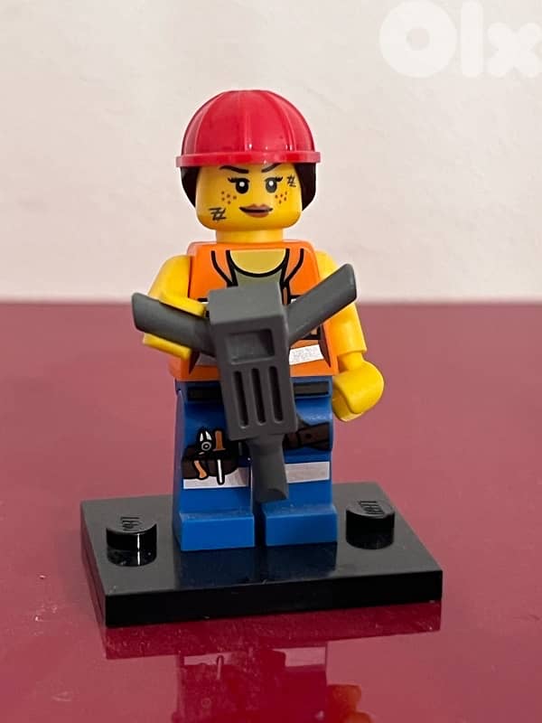 lego minifigure Gail from the movie construction worker 0