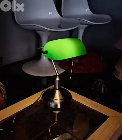 banker's opaline lamp