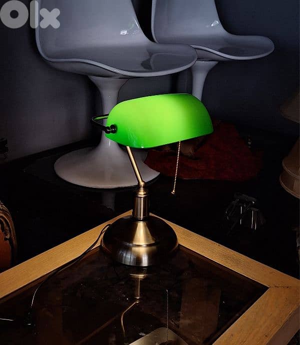 banker's opaline lamp 0