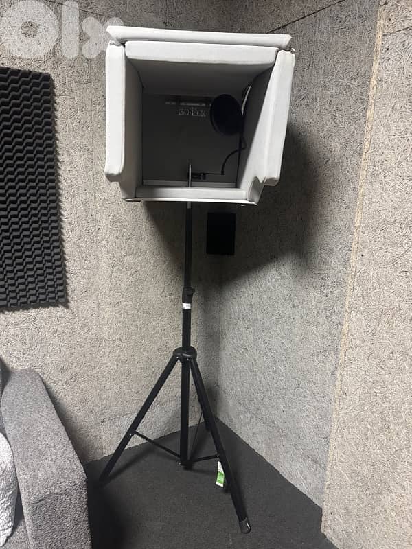 Isovox 2 Pro Vocal Isolation Booth – Like New 0