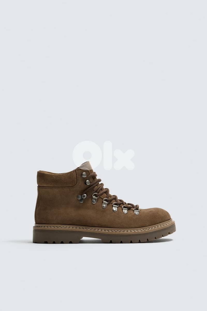 Zara - CHUNKY LEATHER BOOTS SIZE 41 8