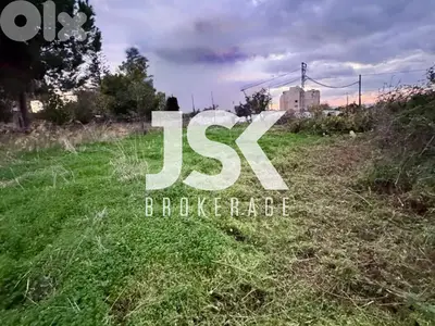 L20499 - A 800 SQM Land For Sale in Jbeil