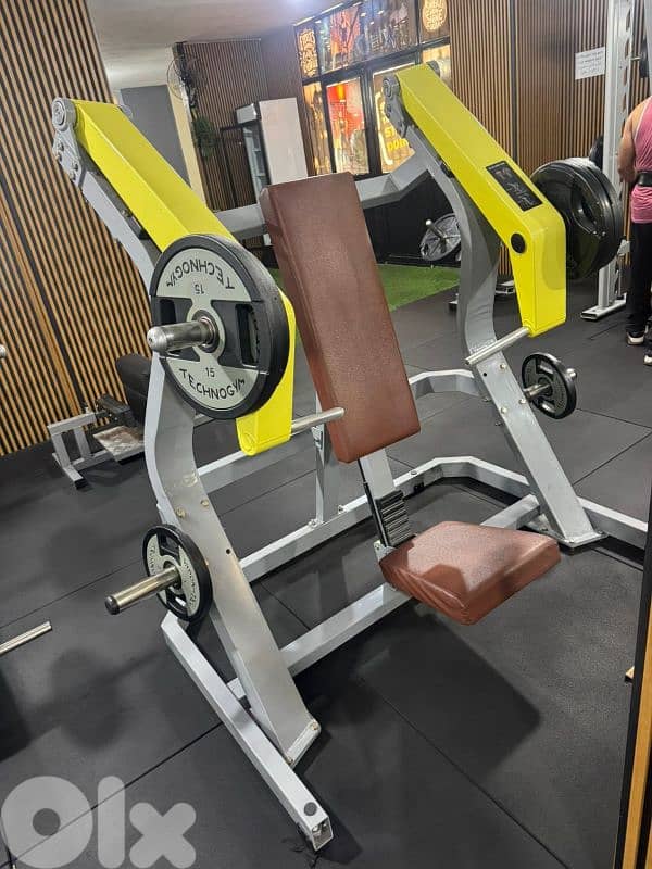 Heavy Duty Shoulder Press Machine – Plate Loaded – Excellent Condition 0