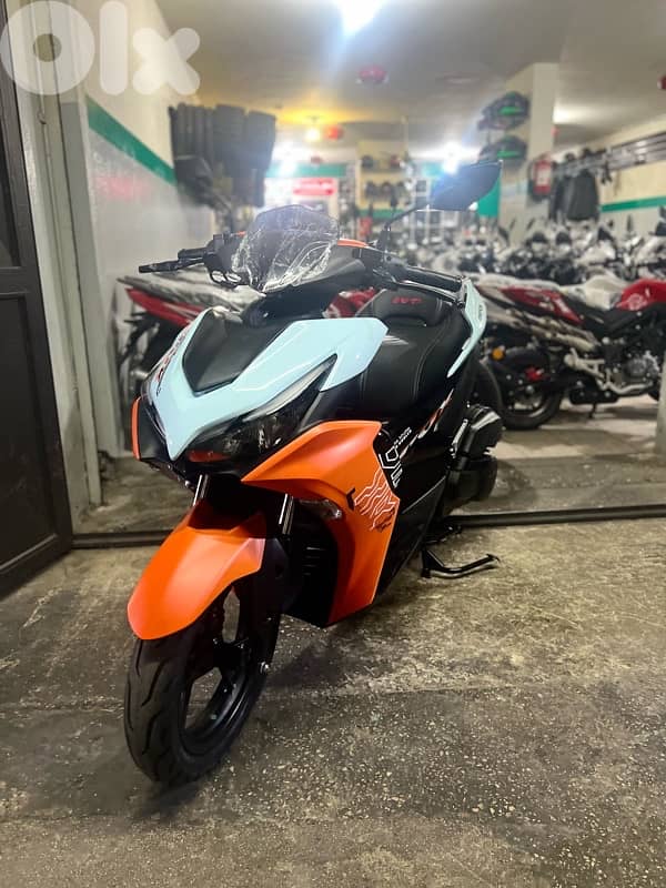 Aerox 155 (Copy A Yamaha) 2