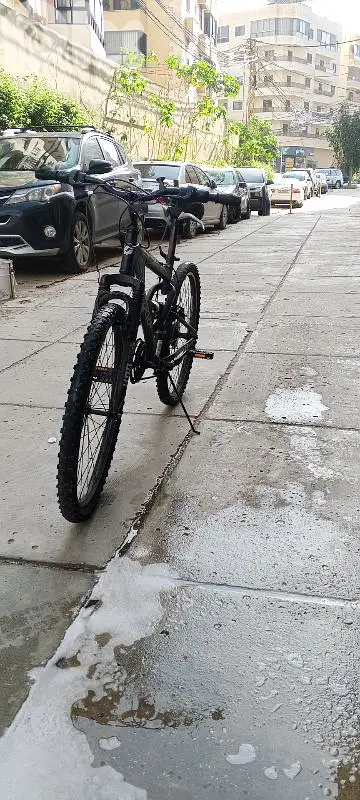 bicycle used only 120$ in lebanon السنتريز