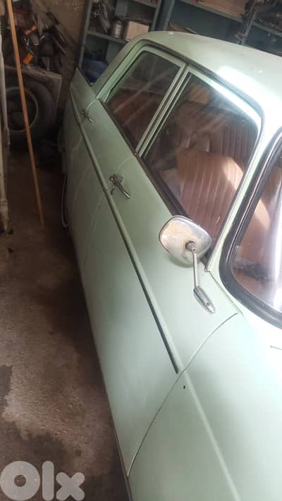 2 classic Peugeot 404 for sale