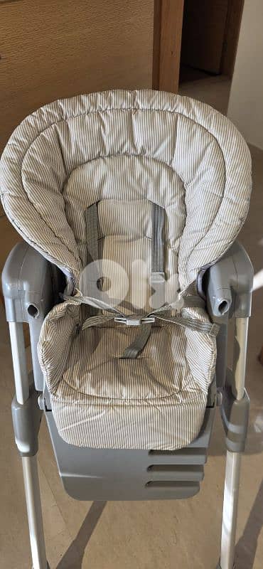 Joie Mimzy LX High Chair – Excellent Condition 4