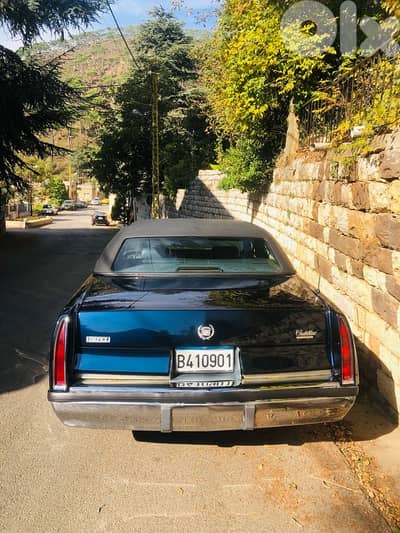 Cadillac Fleetwood brougham 1993 second owner