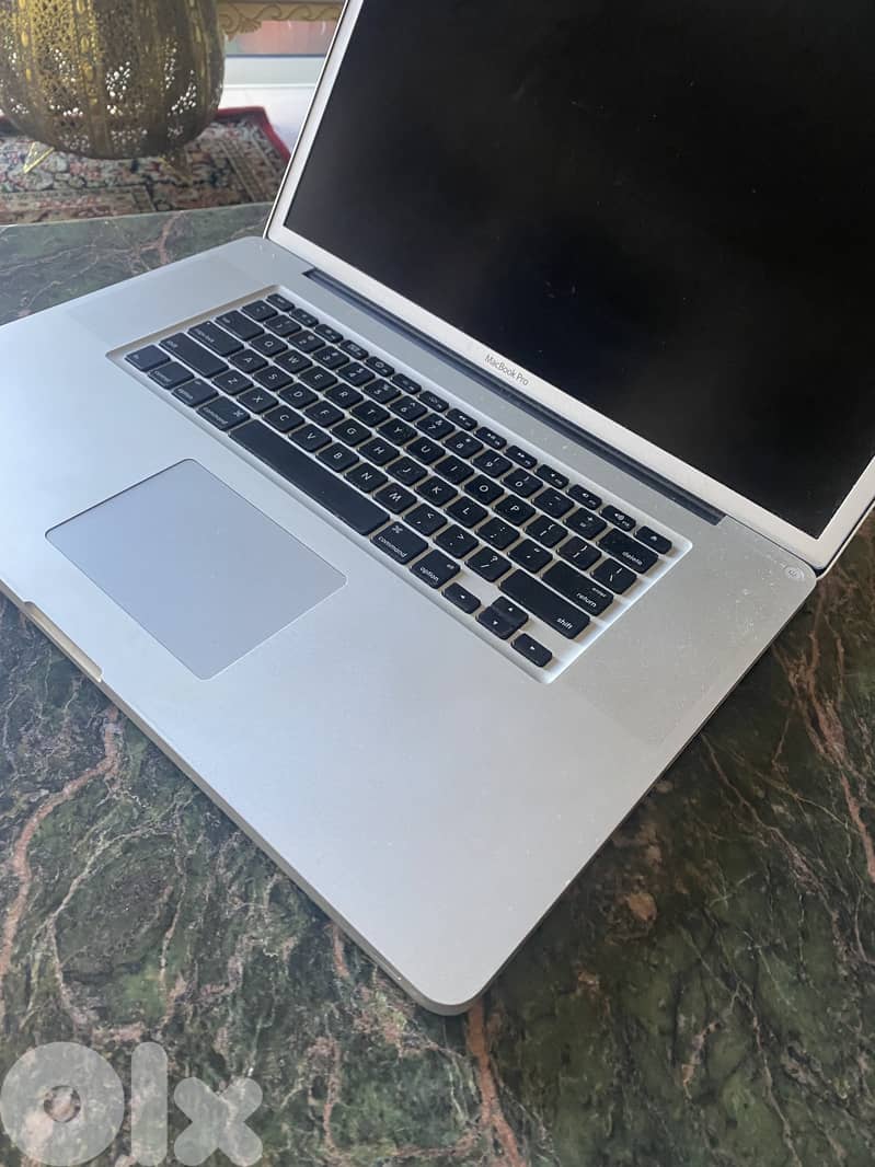 Mc book like new 2
