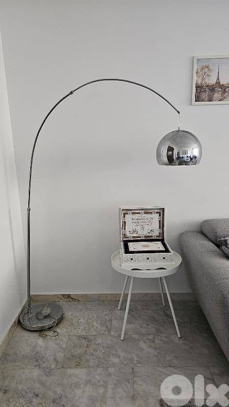 Floor lamp _ لمبة أرض 0