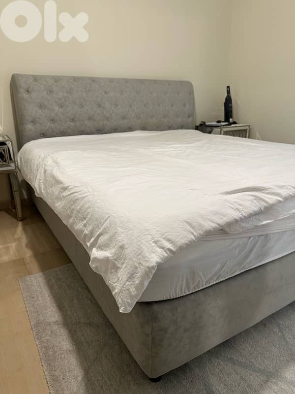 elegant light grey bed 1