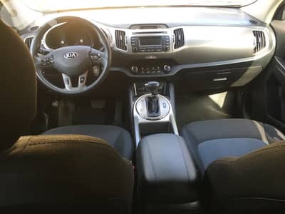 Kia Sportage 2014, factory paint, like NEW