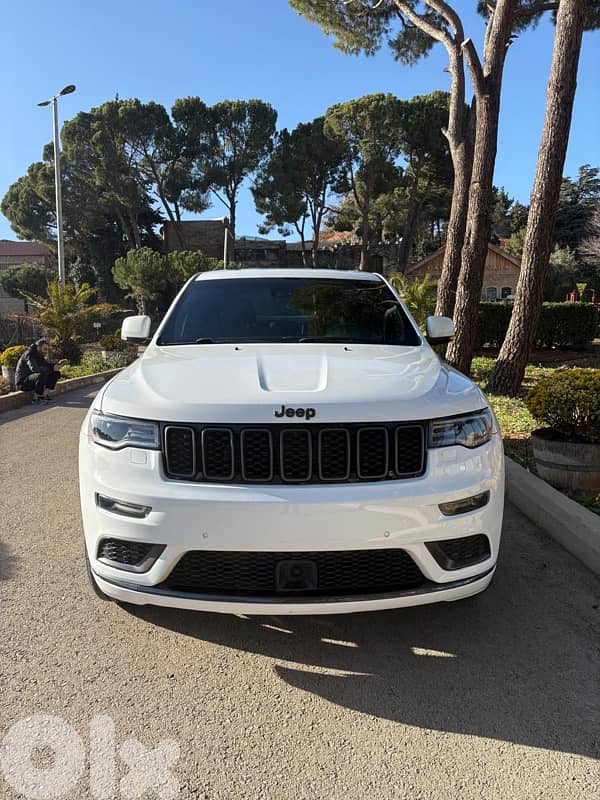 Jeep Grand Cherokee 2018 High Altitude 5.7L V8*ONLY WHATSAPP CALL* 0