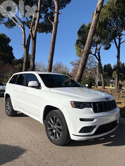 Jeep Grand Cherokee 2018 High Altitude 5.7L V8*ONLY WHATSAPP CALL*