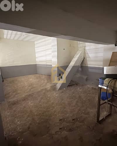 Warehouse for sale Tariq El Jdideh HN234  مستودع للبيع في طريق الجديدة