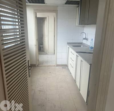 Showroom for Rent in Sin El Fil
