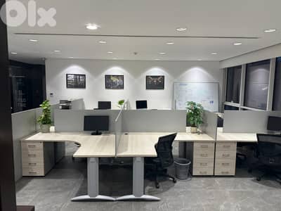 GMC465R Office for rent in Salloumi - مكتب للإيجار في الصالومي