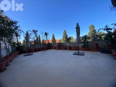L20515 - Spacious Apartment with Terrace & Sea View For Sale in Bliss