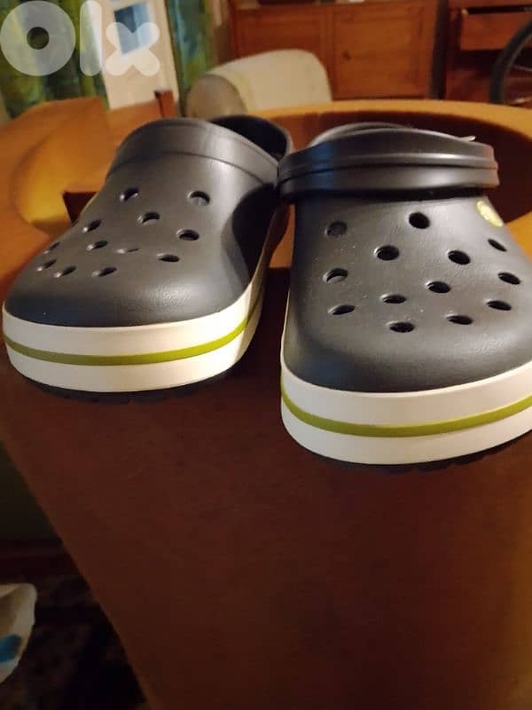 crocs slippers 0
