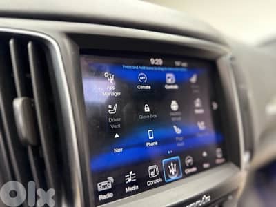 Maserati Levante SQ4 Carbon Package
