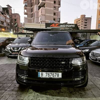 Land Rover Vogue model 2013 luxury black edition