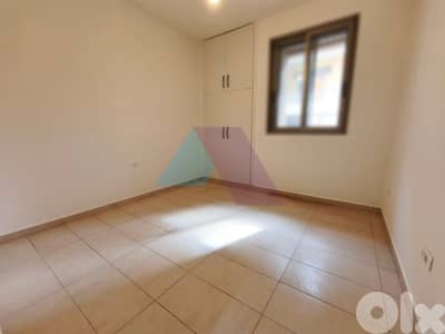 3 bedroom apartment 4rent in Geitawi - شقة للإيجار في الجعيتاوي