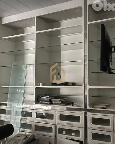 Shop for rent in Achrafieh EA84 محل تجاري للإيجار في الأشرفية