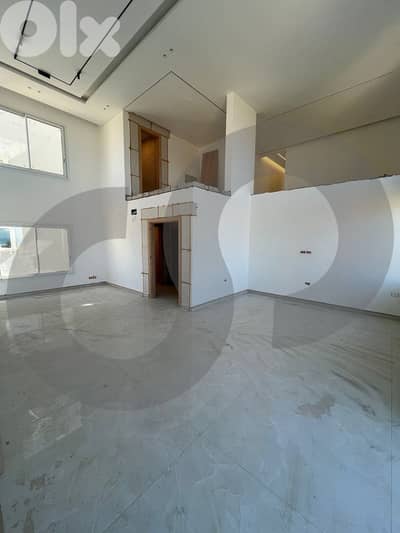 DUPLEX/Maid’s room/2 Balconies/Al Hosh/Tyre/الحوش/صور/ REF#RJ133233 !