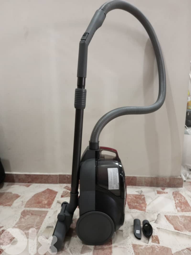 LG Vacuum Cleaner – 1800W to 2000W – Very Good Condition 2