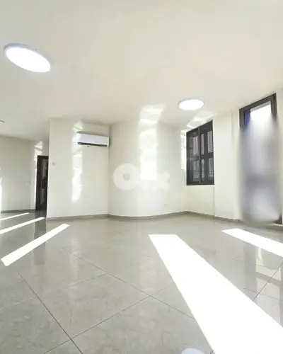 RAO26-4748 Office 70m for rent in Saifi – Beirut