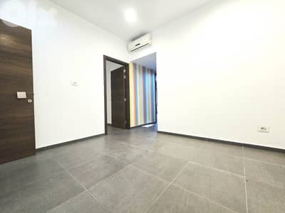 RAO26-4750 Office 110m for rent in Sin l Fil