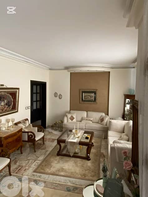 HOT DEAL ! APT IN WATA EL MSAYTBEH PRIME (200SQ) 3 BEDS , (BTMN-1379) 0