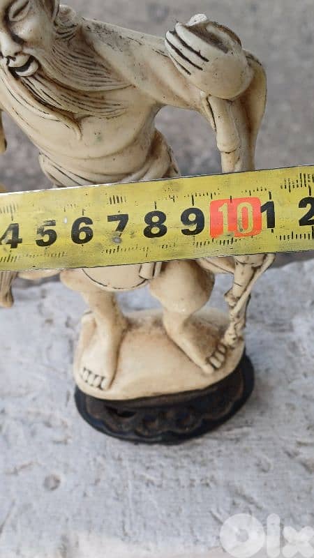antique 9